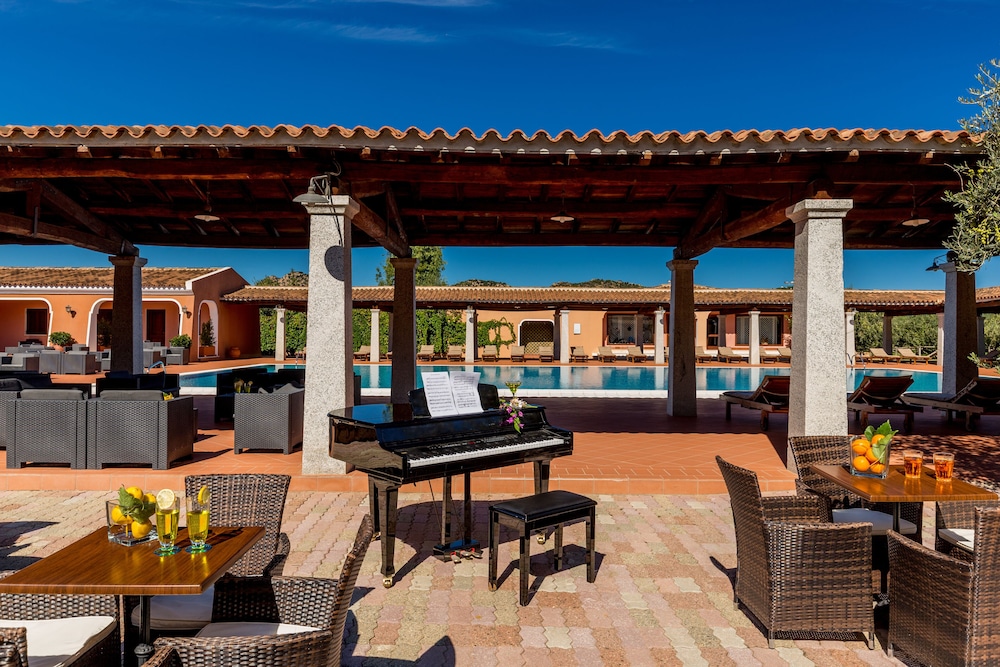 i giardini di cala ginepro hotel resort