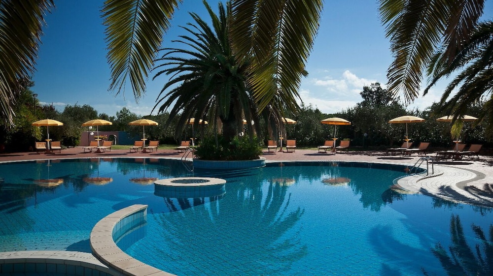 i giardini di cala ginepro hotel resort