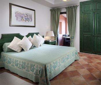 i giardini di cala ginepro hotel resort