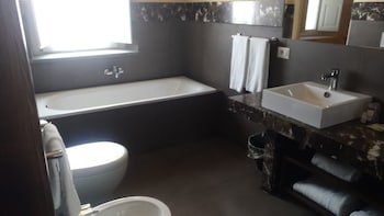 cavanera etnea resort and wine experience