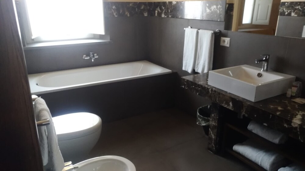 cavanera etnea resort and wine experience