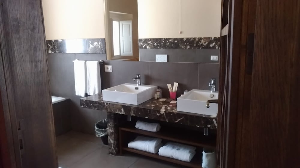 cavanera etnea resort and wine experience