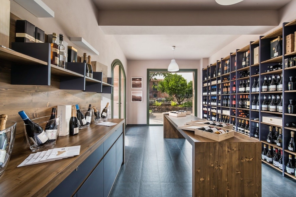 cavanera etnea resort and wine experience