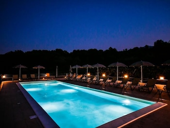 cavanera etnea resort and wine experience