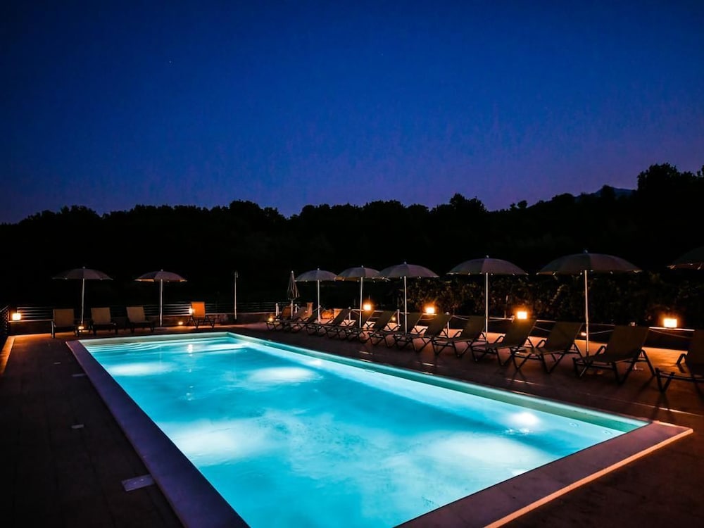 cavanera etnea resort and wine experience