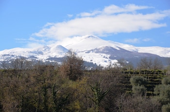 cavanera etnea resort and wine experience