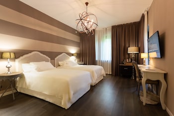 like home boutique hotel