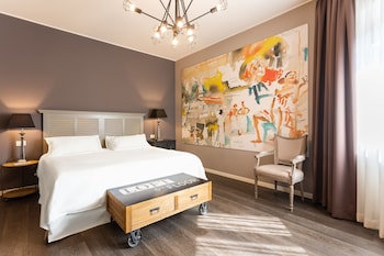 like home boutique hotel