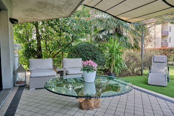 like home boutique hotel