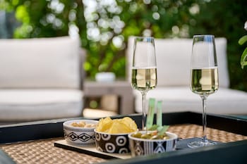 like home boutique hotel