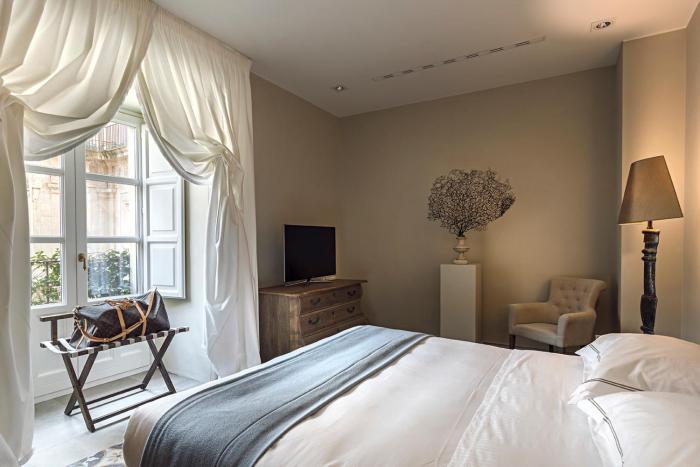 seven rooms villadorata