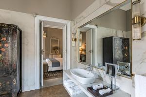 seven rooms villadorata