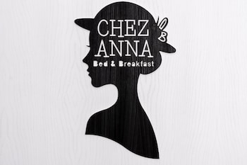 chez anna bandb adults only