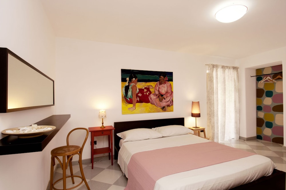 gioia 13 apartments and rooms