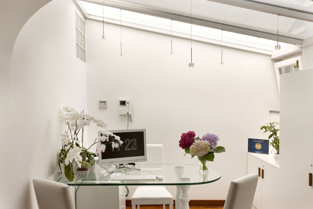 la casa dellorologio main square