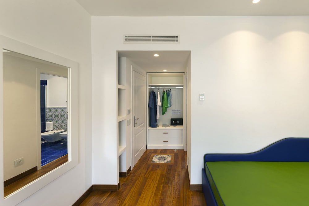 la casa dellorologio main square