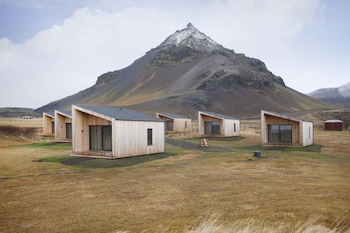 arnarstapi cottages