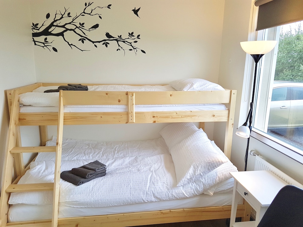 lynghagi house lava water