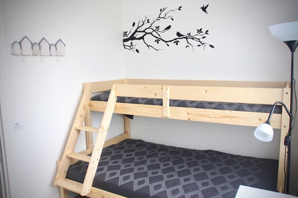 lynghagi house lava water