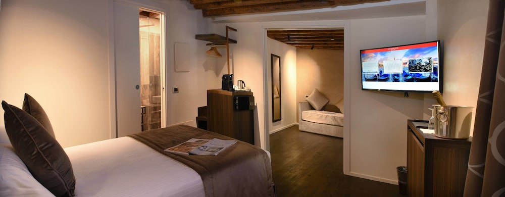 rosa salva hotel