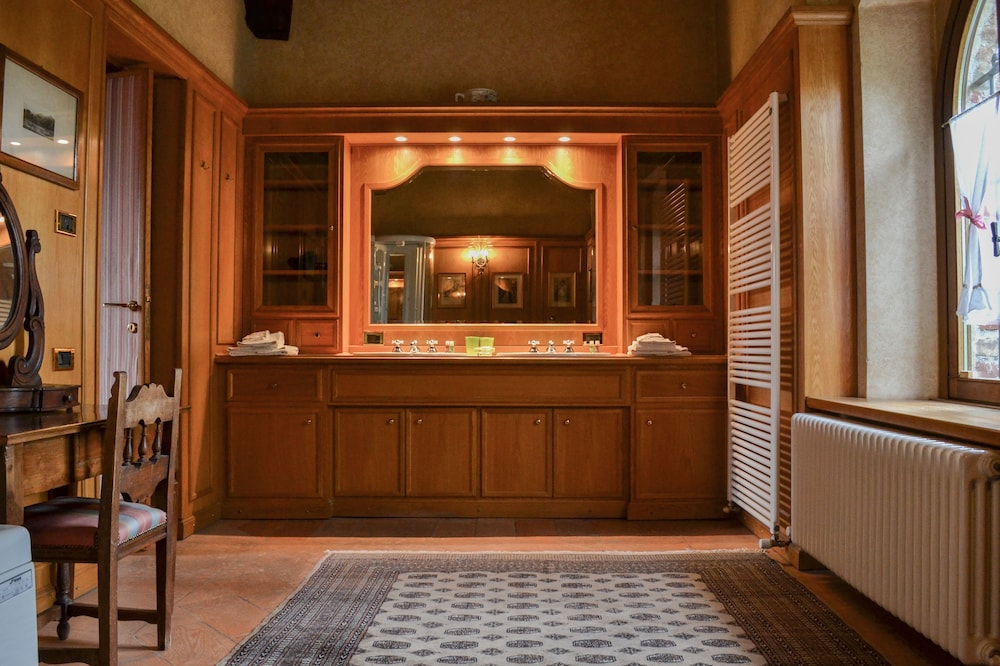 castello di cernusco lombardone