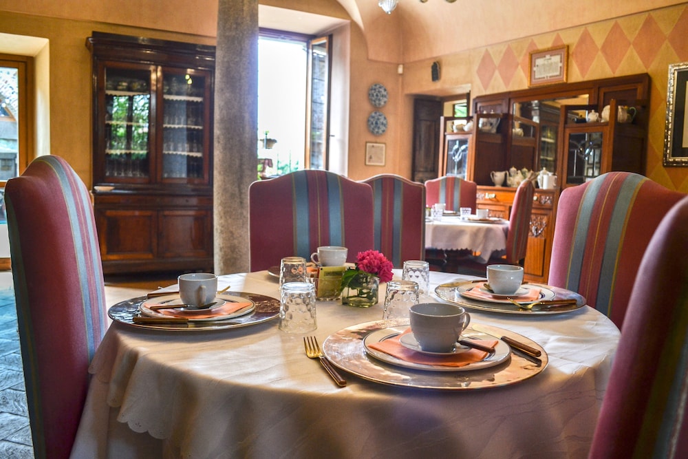 castello di cernusco lombardone