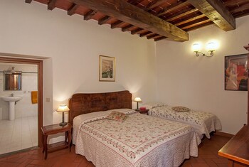 Agriturismo Borgo Tramonte,Near Porciano Castle,1 star