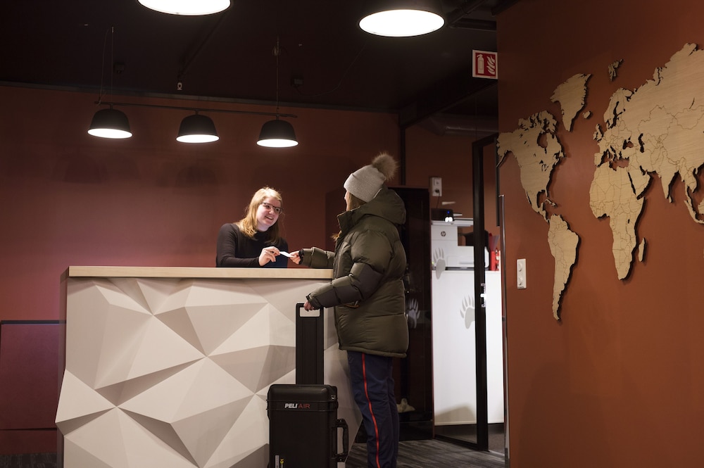 svalbard hotell the vault