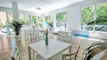 hotel rio beach and breakfast