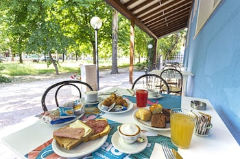 hotel rio beach and breakfast