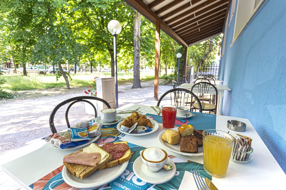 hotel rio beach and breakfast