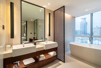 ssaw boutique hotel shanghai bund
