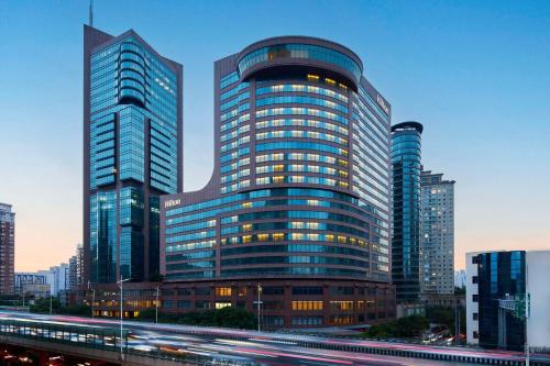 hilton shanghai city center