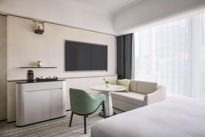 hilton shanghai city center