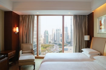 pudong shangri la shanghai