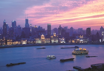 pudong shangri la shanghai