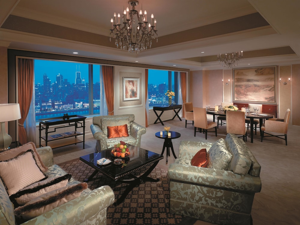 pudong shangri la shanghai