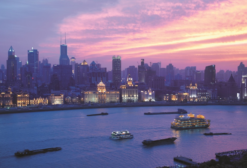 pudong shangri la shanghai
