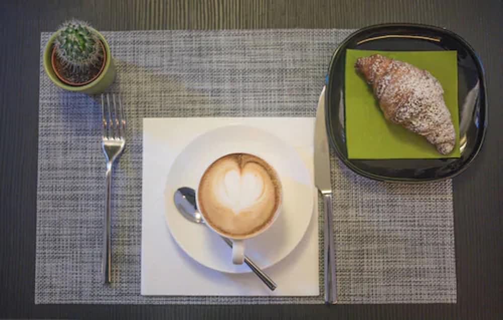 Airone City Hotel,Catania>>Castiglione Di Sicilia,4 star