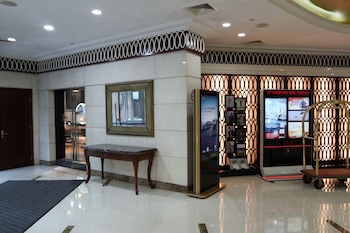 donghu collection hotel shanghai
