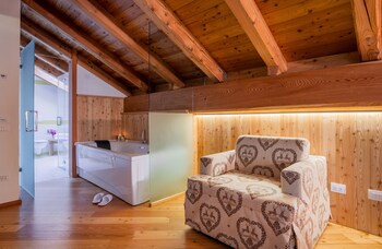 albergo palazzo lodron bertelli