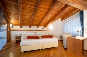 albergo palazzo lodron bertelli