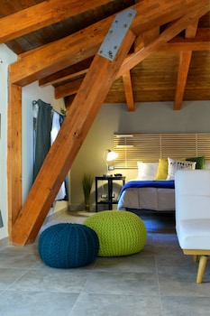 cento tari guest house