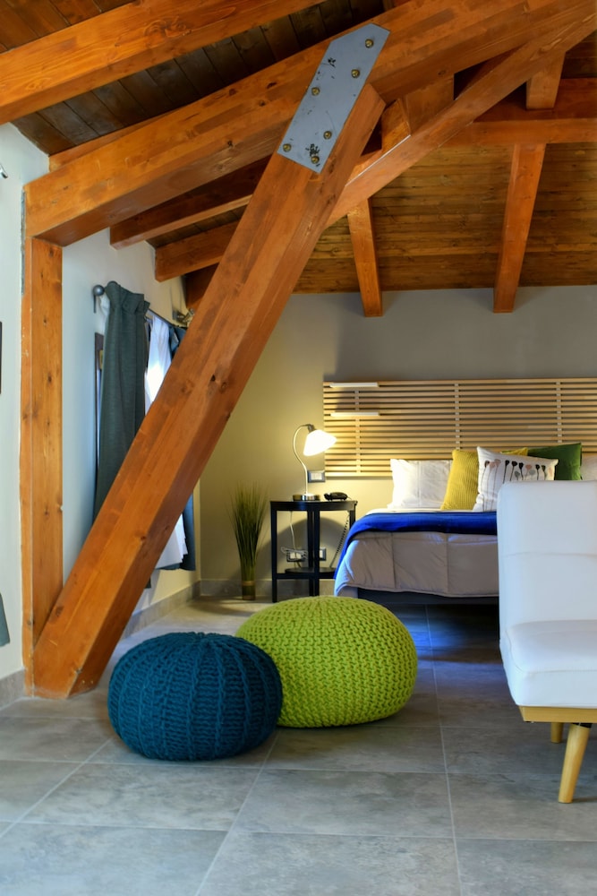 cento tari guest house