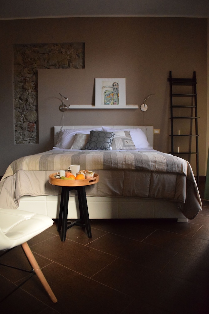 cento tari guest house