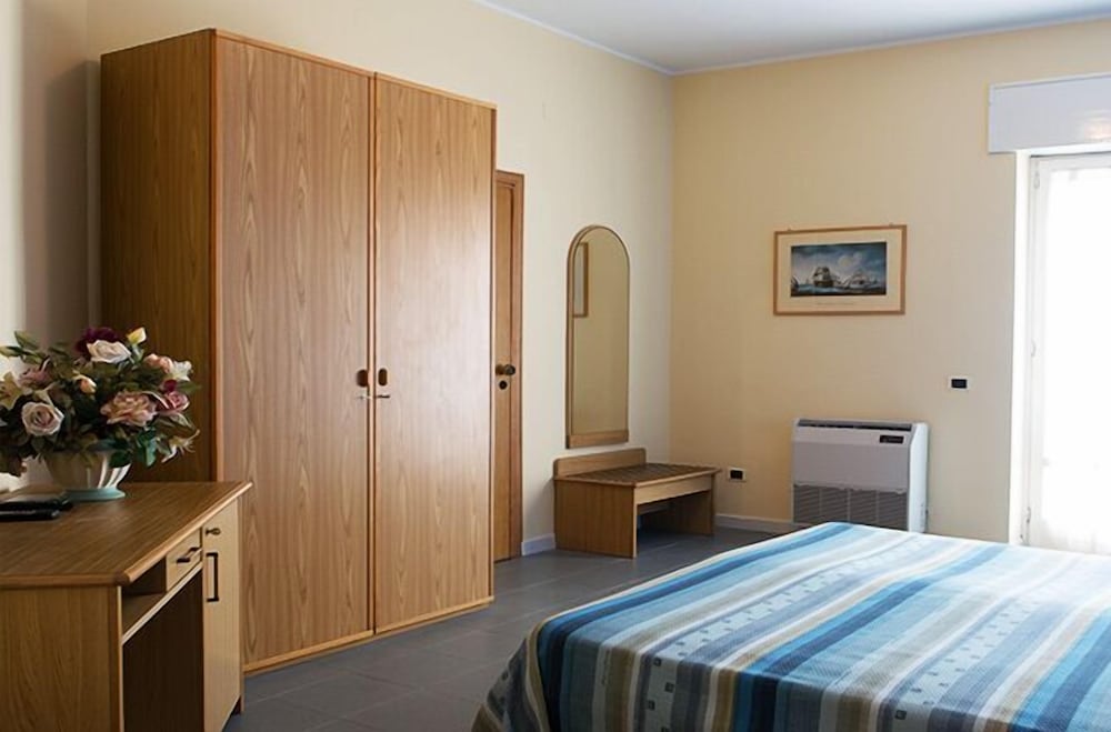 hotel parthenius