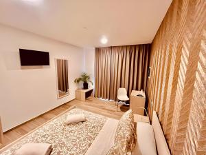 hotel academy