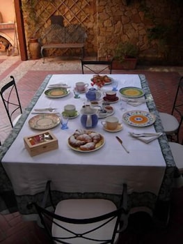 Villa Clementine,Piazza Armerina>>Enna,3 star