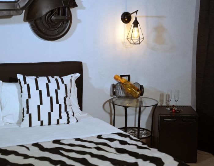 thaire hotel