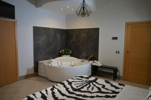 thaire hotel